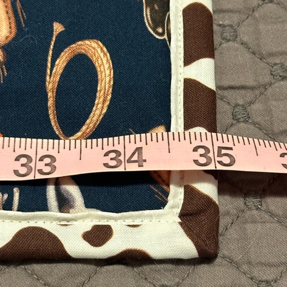 Handmade Quilt by Von of Vondanwearhaus Baby Quilt - Picture 12 of 13